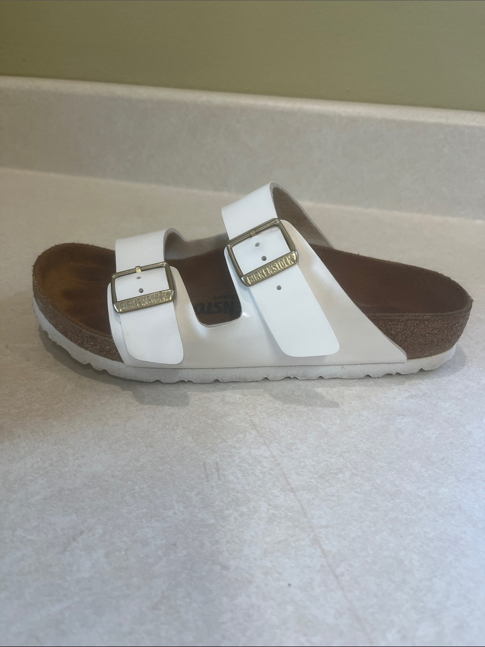 Birkenstock White Two-Strap Patent Slide Sz 5-51/2 (36) Great Condition - Picture 4 of 13